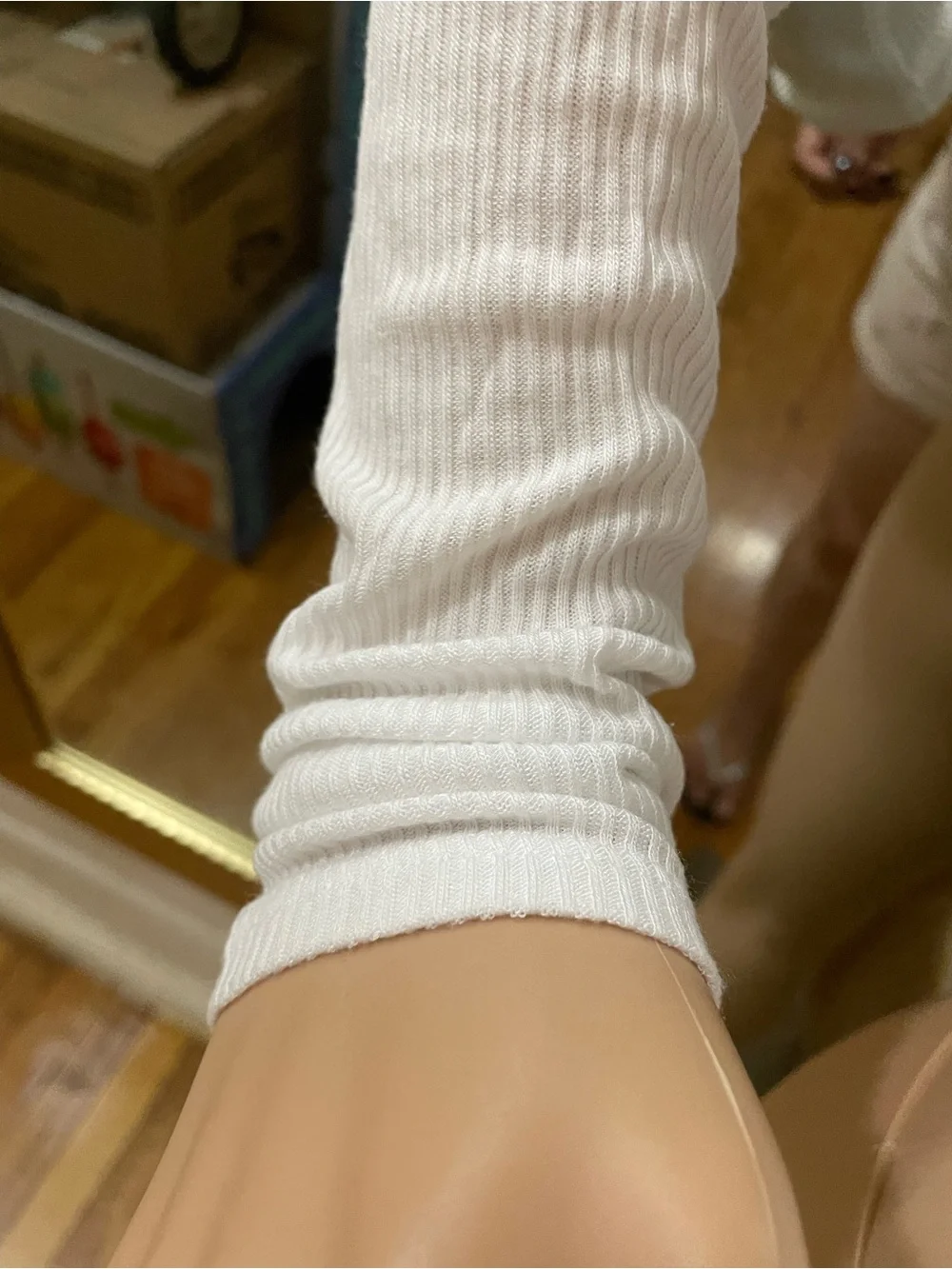 ALO Yoga White Twist-Front Long Sleeve Top